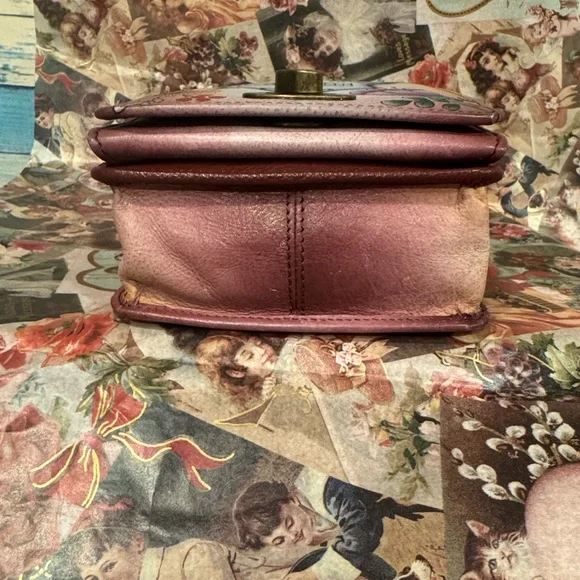 Anuschka Red Leather Crossbody Bag - Picture 4 of 8